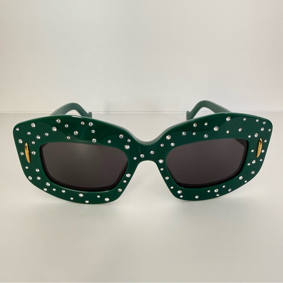 Loewe Accessories - NEW!!! Loewe green sunglasses with crystals LW4114IS 96A Authentic